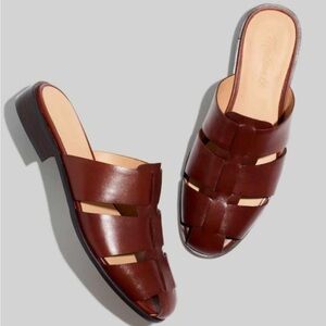 Madewell Brown Leather Mules Sleek Minimalist Design. Excellent condition.